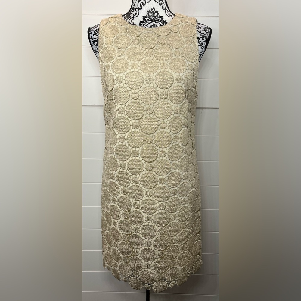 Alice & Olivia Dress Womens 8 Light Gold Metallic Lace Shift Mod Mini Cocktail - Picture 4 of 15